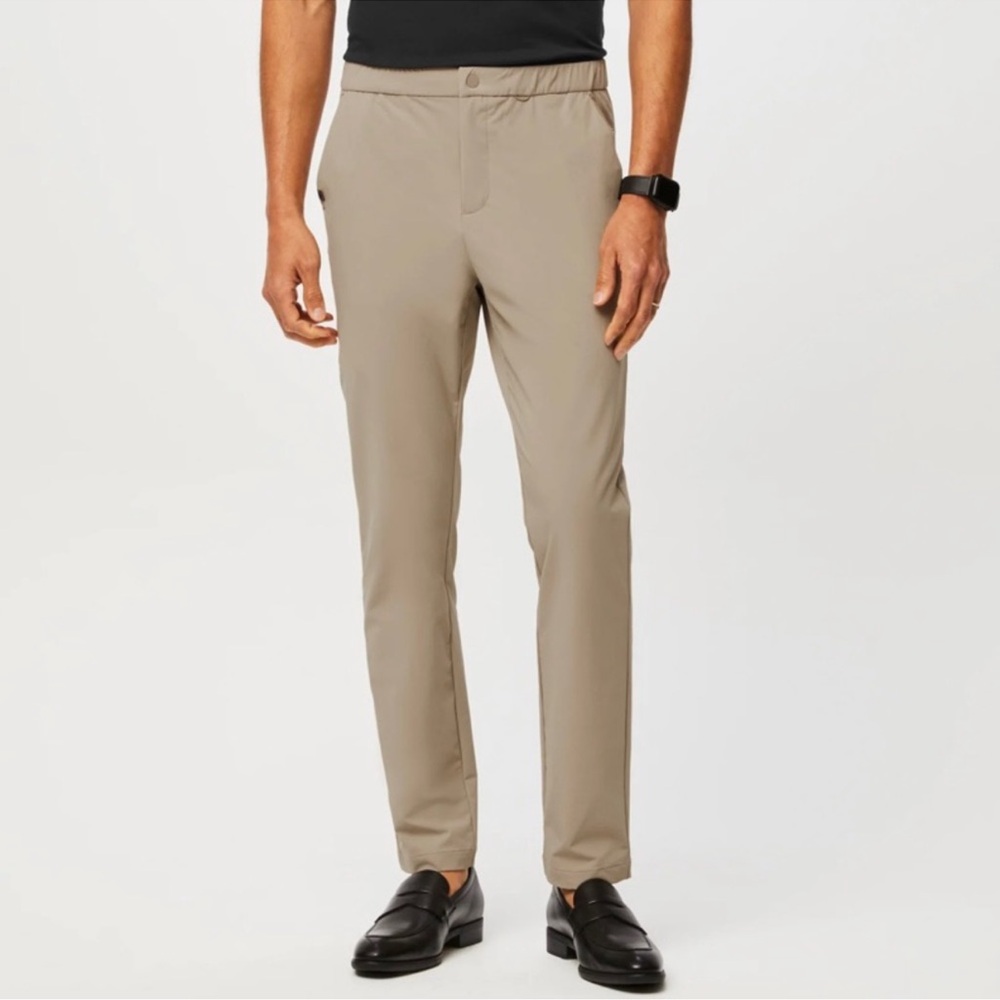 FIGS Scrub Pants Khaki Snap/Zip Closure Men’s Size Large Slim Fit